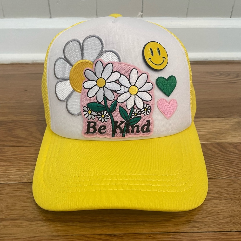 Trucker hat